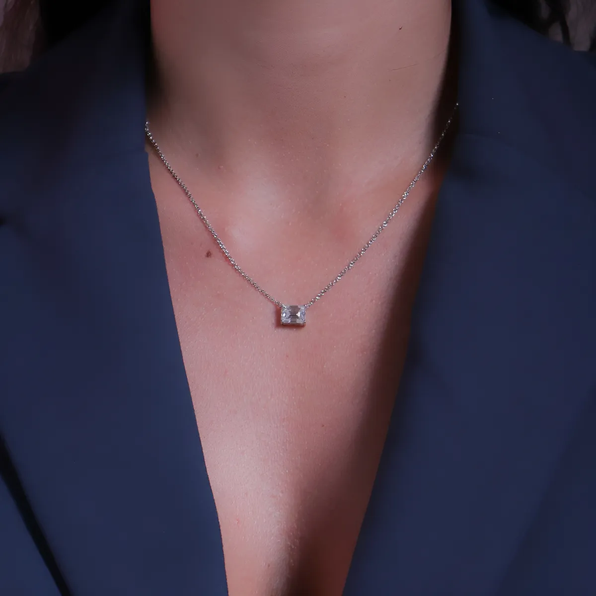 Colar Lapidação Esmeralda Moissanite VVS1 em Prata com Ródio