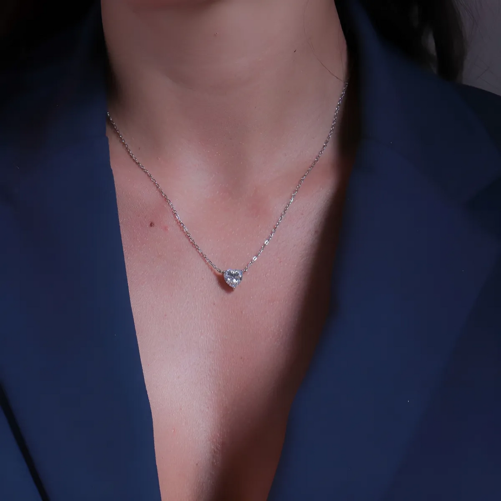 Colar Coração de Moissanite em Prata 925 com Ródio