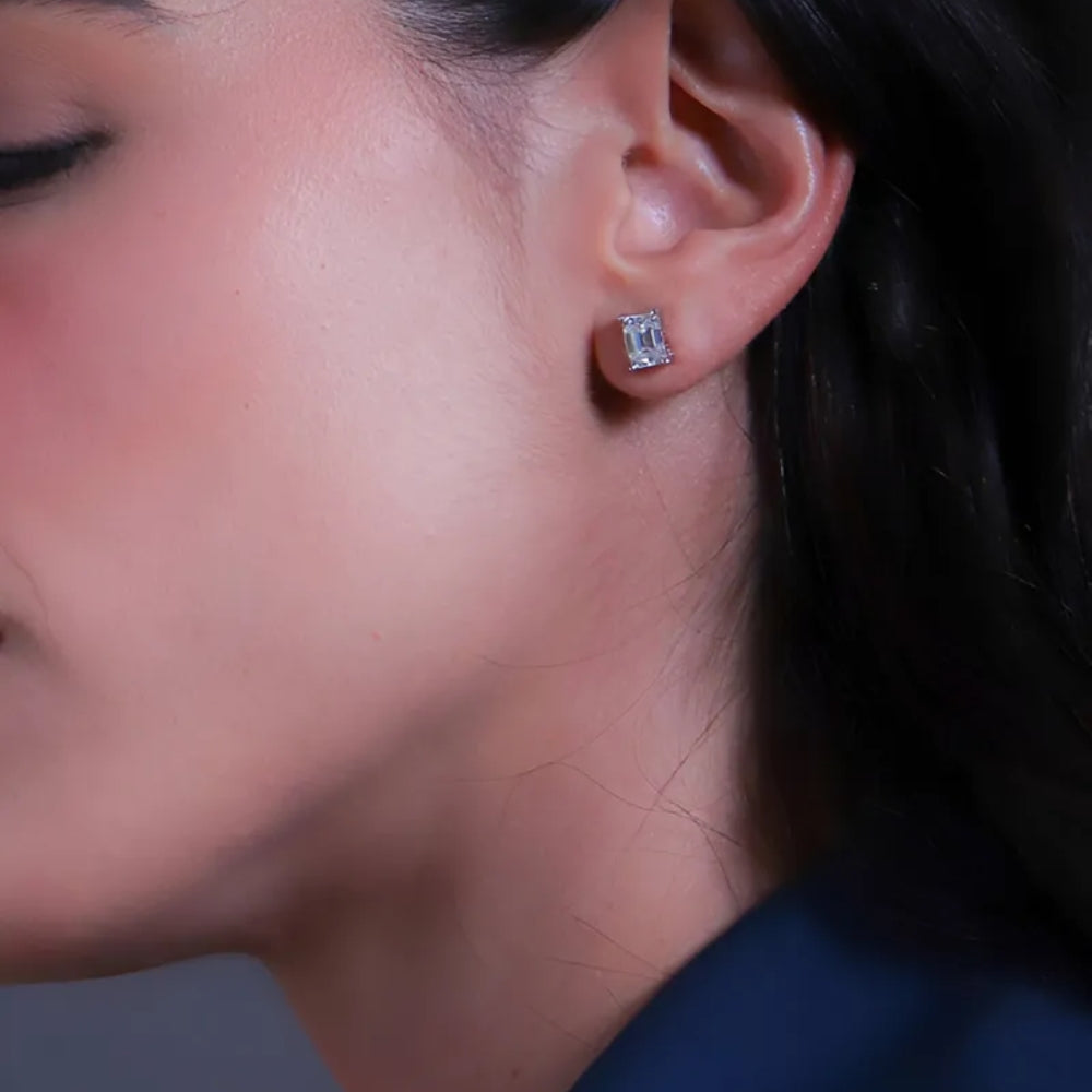 Brinco Esmeralda Moissanite em Prata com Ródio